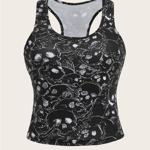 NWT black racer back crop tee with white skulls